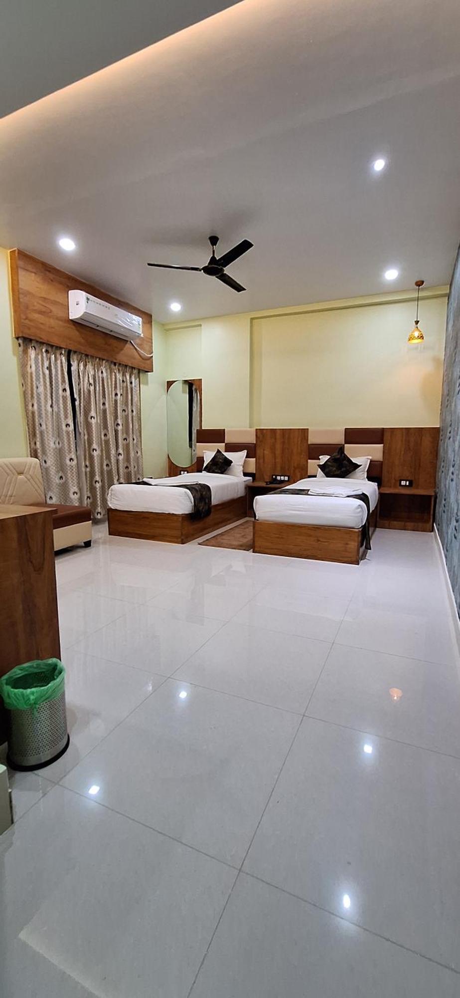 New Sun International & Banquet Hall Jamshedpur Exterior foto